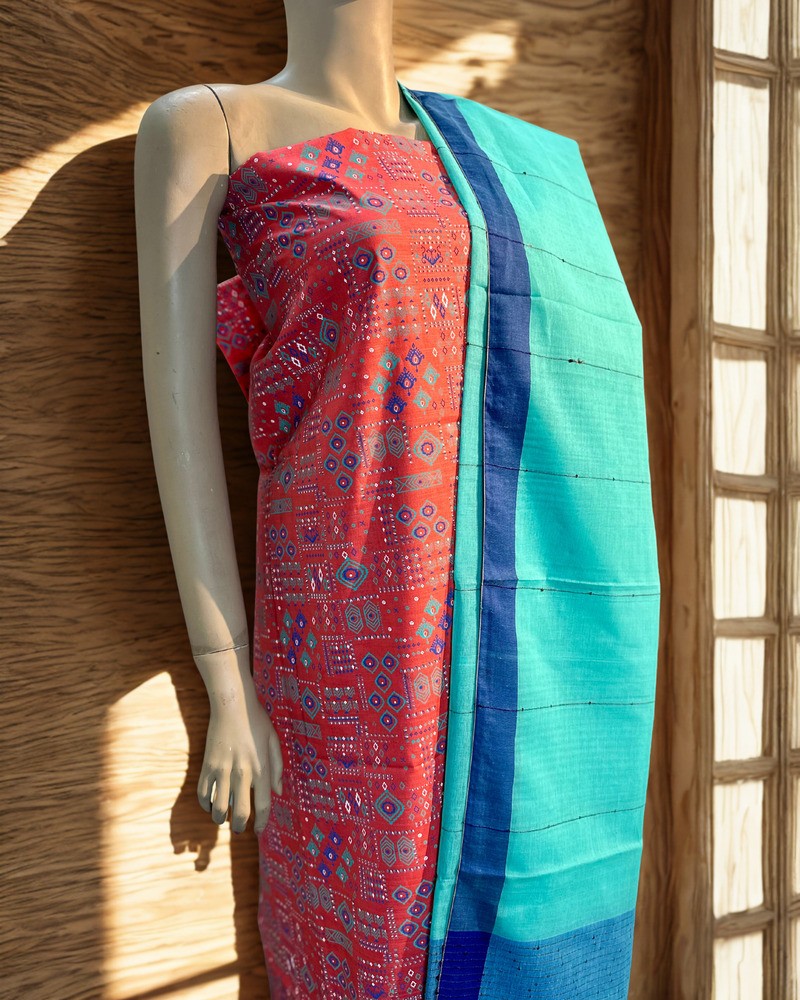 আনস্টিচড থ্রি পিস - আড়ং কটন - Alternate view 2 showing  color