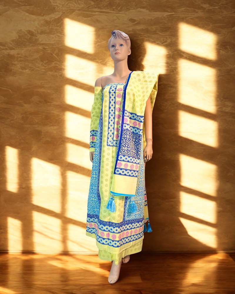 আনস্টিচড থ্রি পিস - ভিআইপি এ গ্রেড ব্লক - Main view showing full design