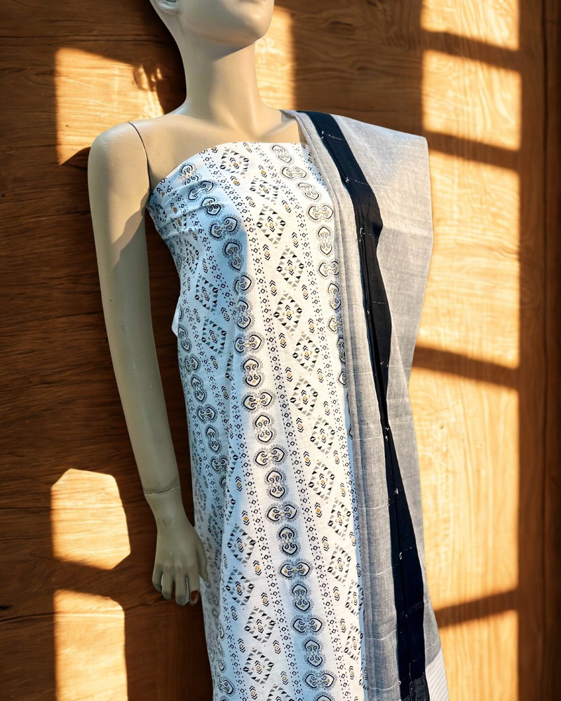 আনস্টিচড থ্রি পিস - আড়ং কটন - Alternate view 1 showing  color