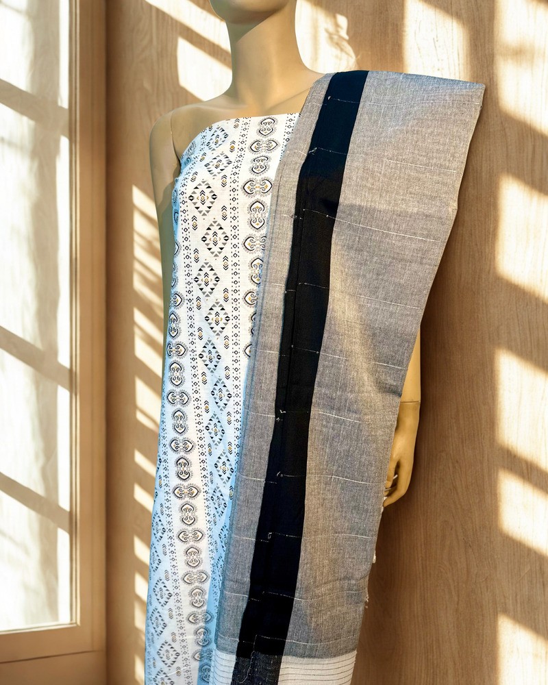 আনস্টিচড থ্রি পিস - আড়ং কটন - Alternate view 2 showing  color