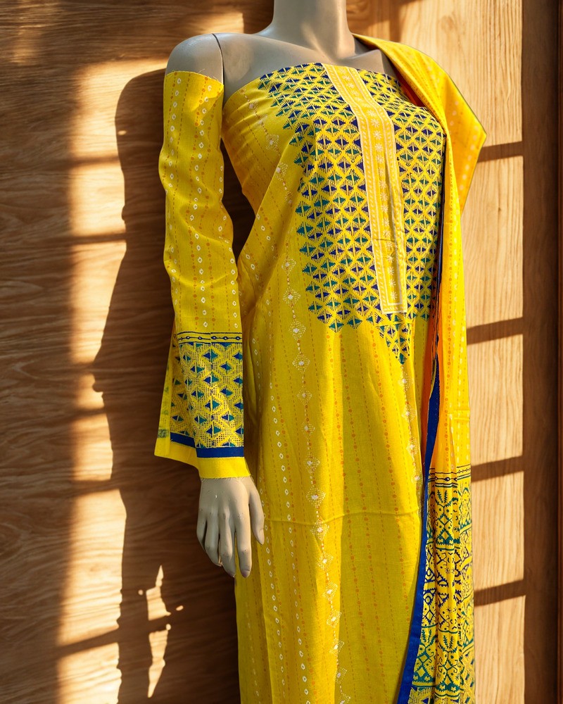 আনস্টিচড থ্রি পিস - ভিআইপি এ গ্রেড ব্লক - Alternate view 1 showing  color