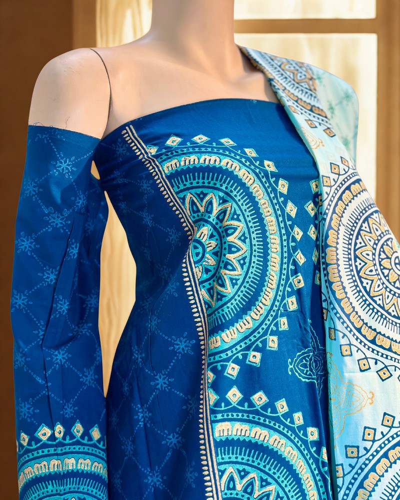 আনস্টিচড থ্রি পিস - ভিআইপি এ গ্রেড ব্লক - Alternate view 2 showing  color