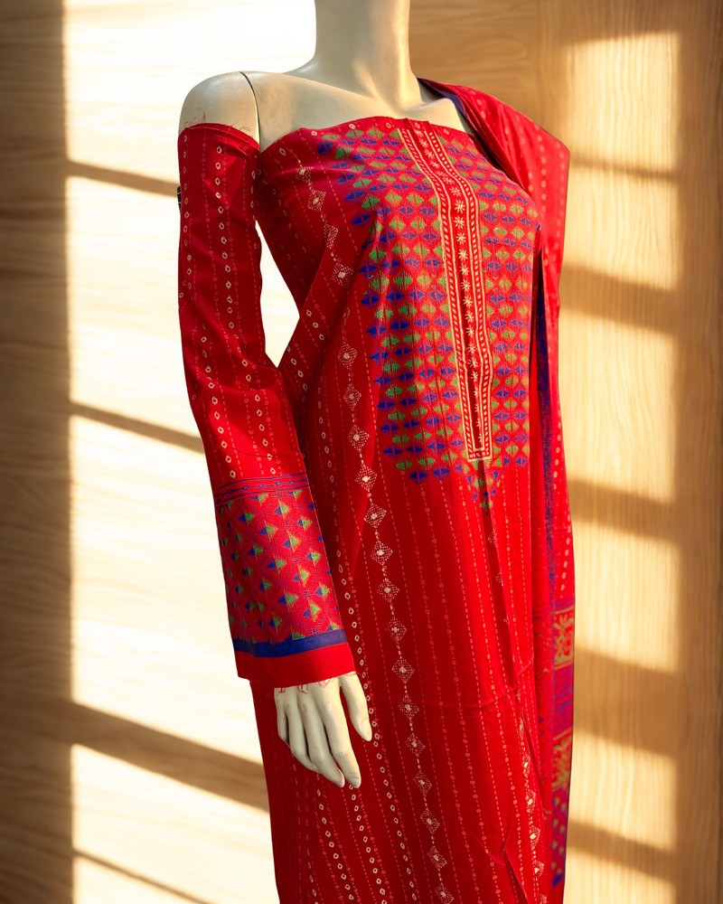 আনস্টিচড থ্রি পিস - ভিআইপি এ গ্রেড ব্লক - Alternate view 2 showing  color